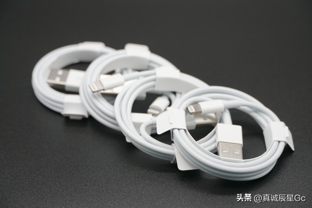 手机闪充和快充区别在哪里,手机闪充和快充有什么区别