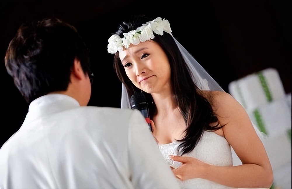 白静嫁入豪门后仅2年被丈夫刺死,白静悲惨的婚姻