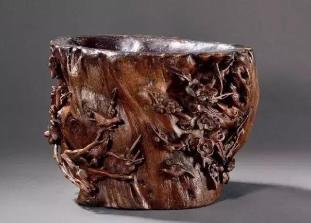 佛手雕件的寓意和象征,翡翠常见的雕件及寓意