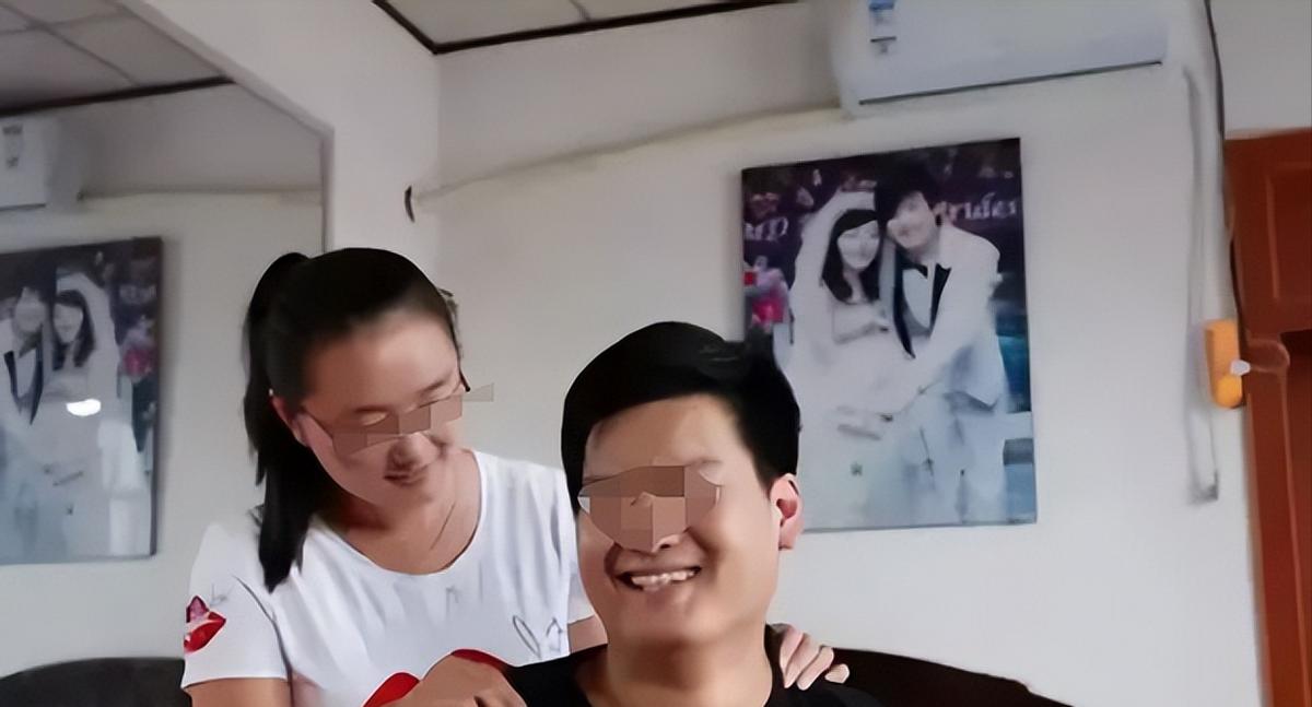 男子车祸昏迷不醒妻子怀孕,湖南一男子因车祸脑出血