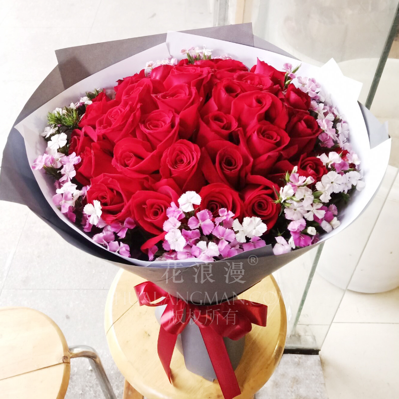 情人节必须要买花吗,情人节买花要提前订么