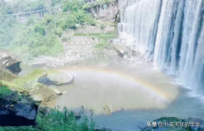 岳池低坑大瀑布冬天能去吗,岳池低坑大瀑布上面是什么