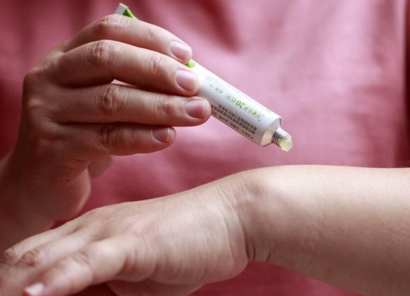 2块钱的红霉素软膏,红霉素软膏滥用