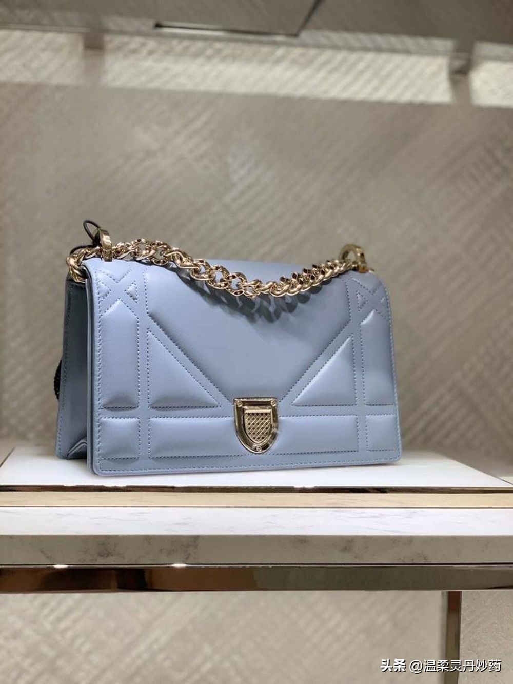 迪奥包包哪款经典又最火,法国迪奥包专卖店