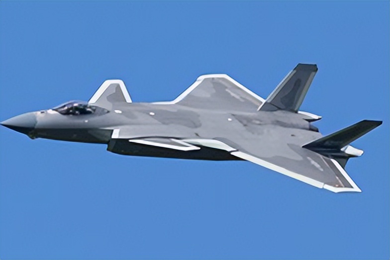 中国六大最强战机，歼20已不是顶尖，歼16排名出乎意料