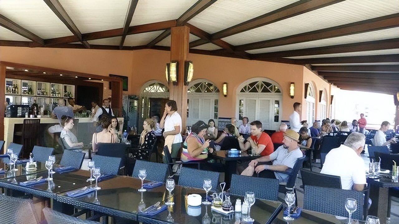 古巴哈瓦那当地雪茄店,古巴雪茄哈瓦那