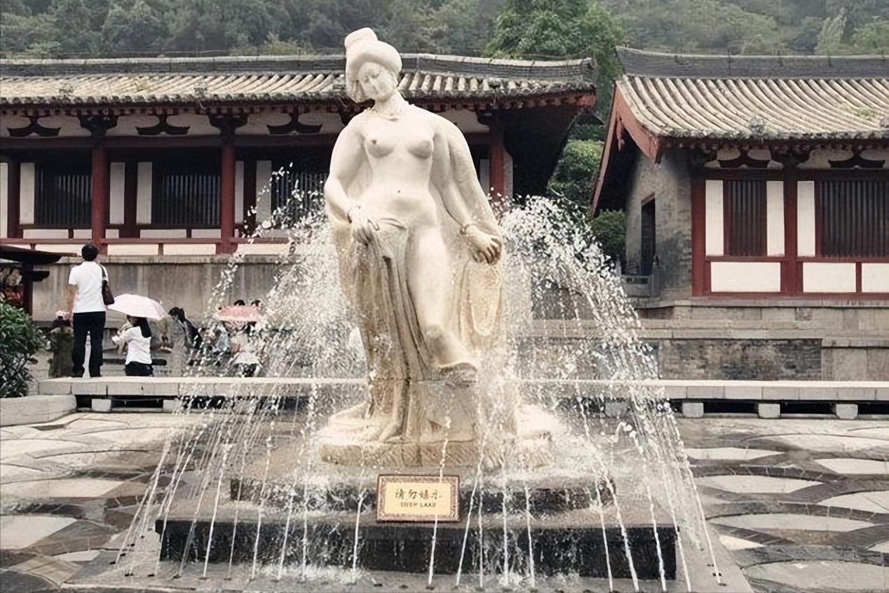 西安杨贵妃的温泉池,西安临潼区杨贵妃华清池