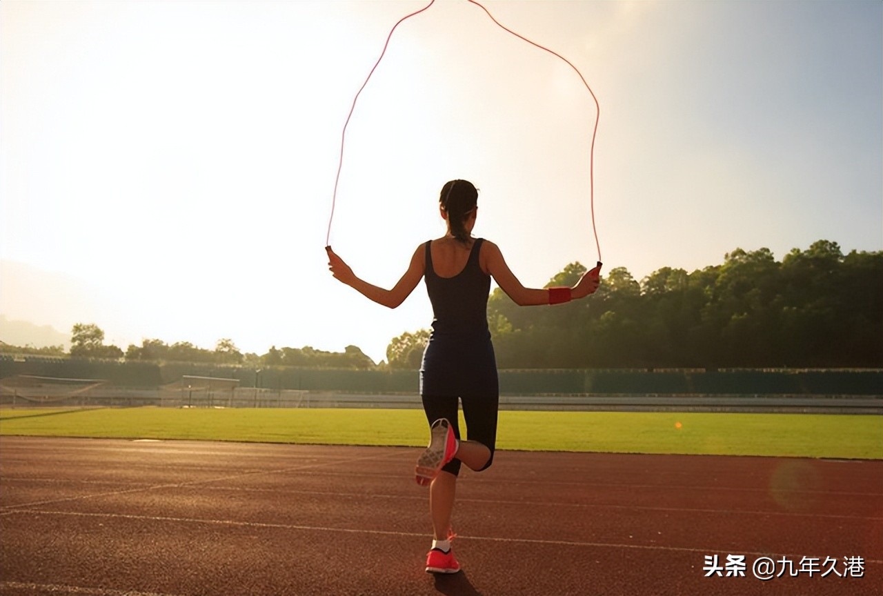 坚持跳绳的八大好处,每天跳绳1000个对身体有什么好处