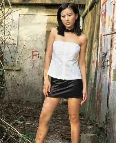 琚笅鑽姣佷竴鐢熺數瑙嗗墽,琚笅鑽瘉浜嗕竴鐢熺數瑙嗗墽