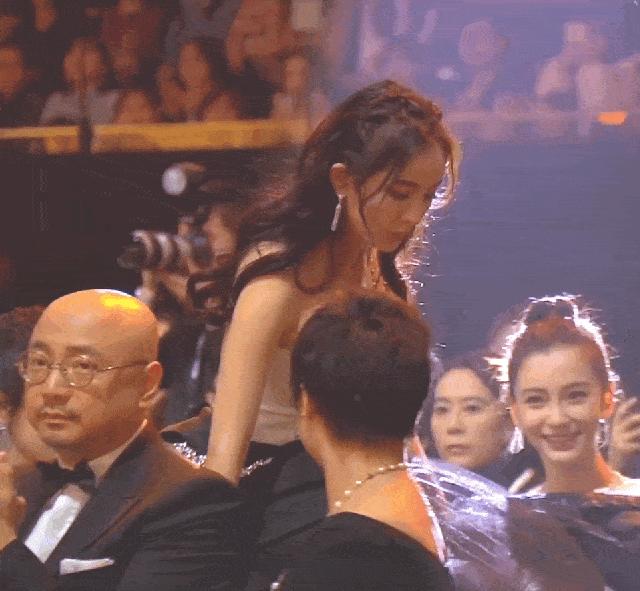 微博之夜，流量至上、拜高踩低，都在这张座位表上体现得淋漓尽致