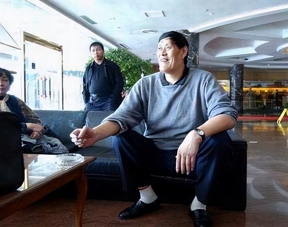 原篮球运动员穆铁柱现况,篮球名人穆铁柱身高是多少