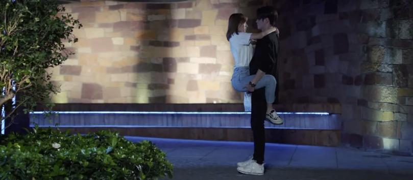 央视批评甜宠剧对应片段,央视批评甜宠剧原文