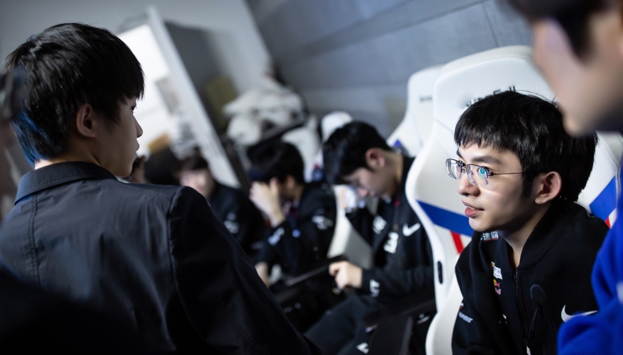 edg不敌ig赛后采访meiko,edg爱德朱谈夺冠