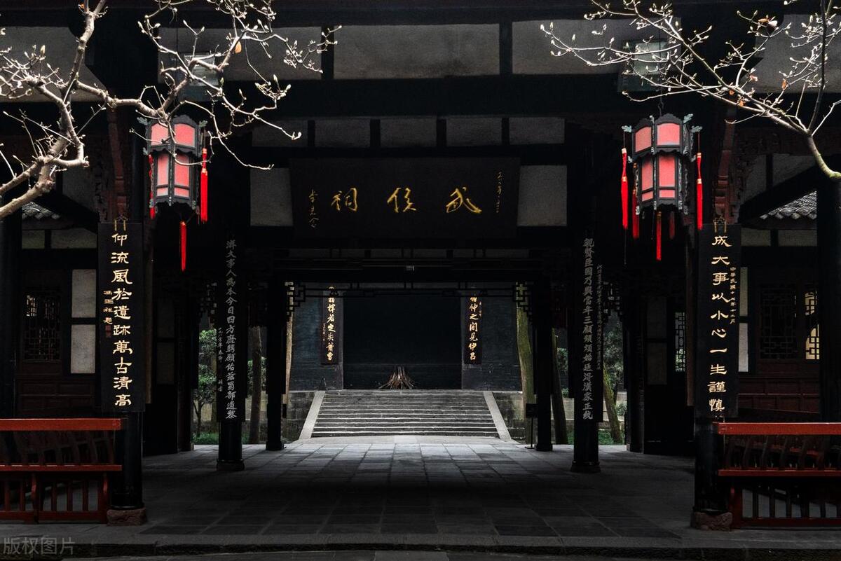 成都出发5天自驾游景点,成都清明节一日游必去的景点