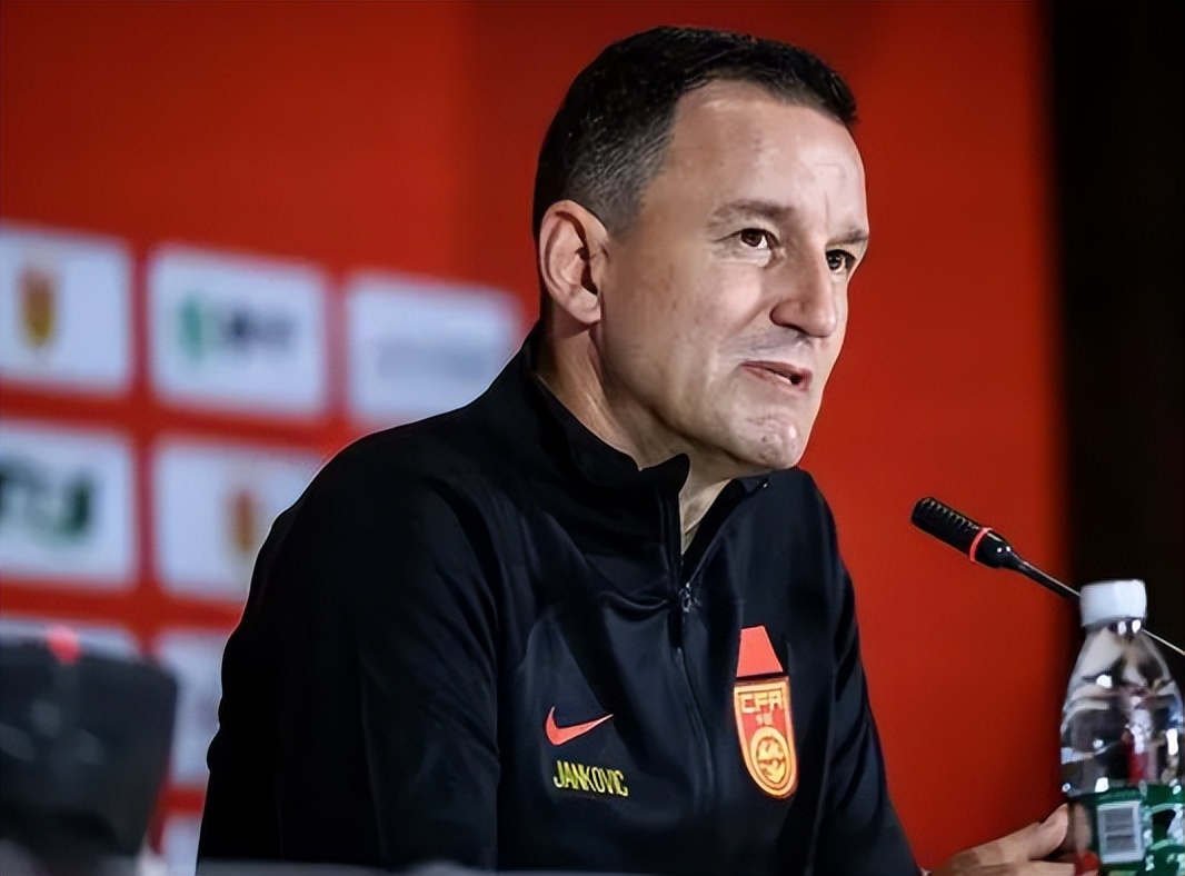 国足最新名单武磊,国足最新大名单王大雷