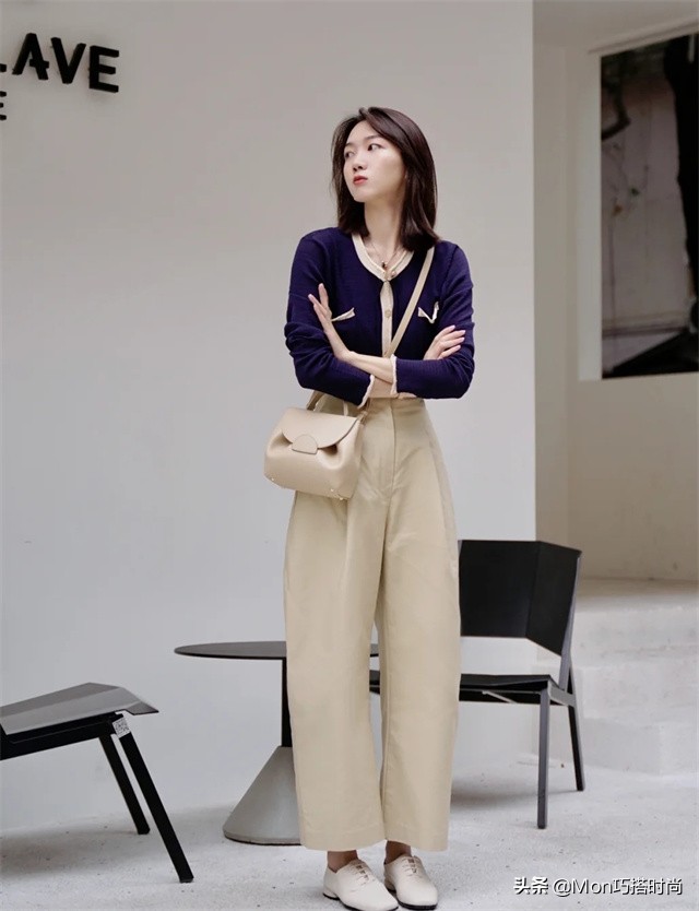 杏色直筒裤初秋穿搭,春秋黑色显瘦微喇小黑裤穿搭