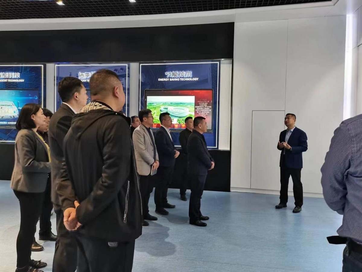 天津市津南区建筑工程商会走访活动第七期----走进中发控股集团