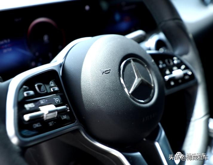 博威租车杭州东站店,奔驰gla租车价格