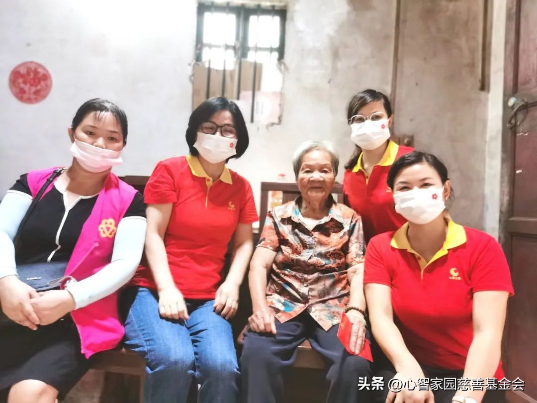 探访孤寡老人活动感受,关爱慰问七十岁以上老人活动