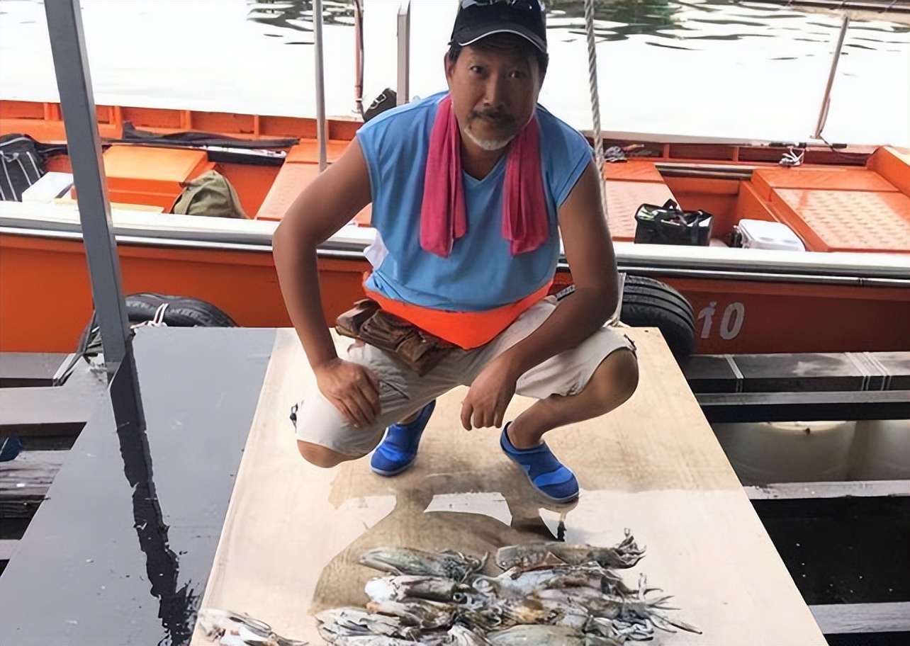 陈小春为何拍烂片,陈小春为什么拍烂片