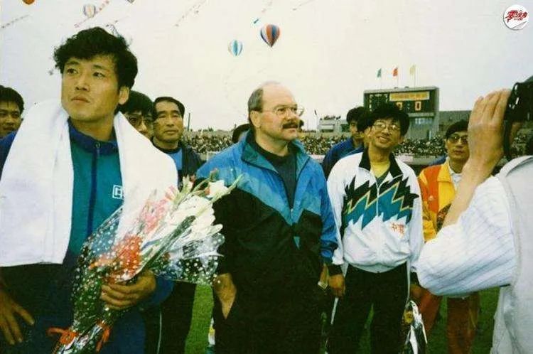 中国足球1953年,中国足球1993到2005