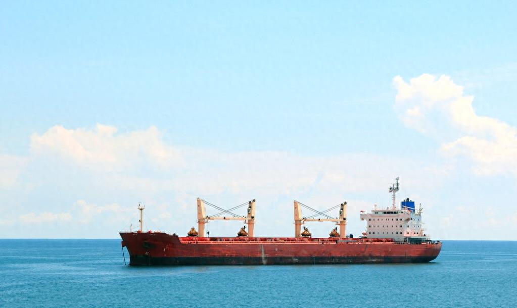 下海打工真实收入,90后打工挣钱养家的故事