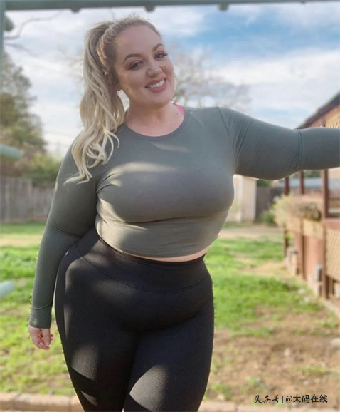 美国大码模特尼基·门罗,Nikki·Munroe