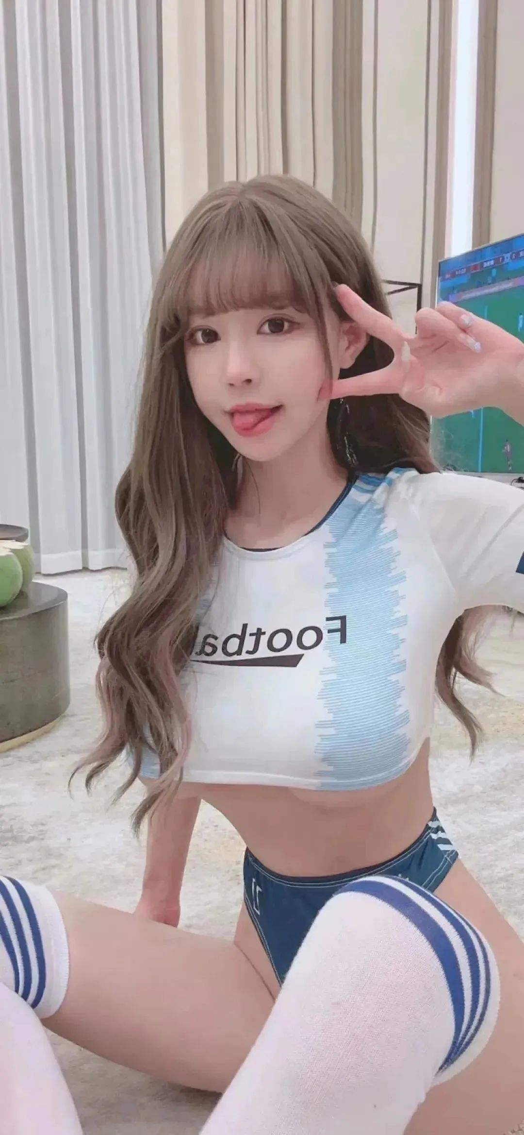 衣服穿大了幽默的段子,衣服小了幽默回复