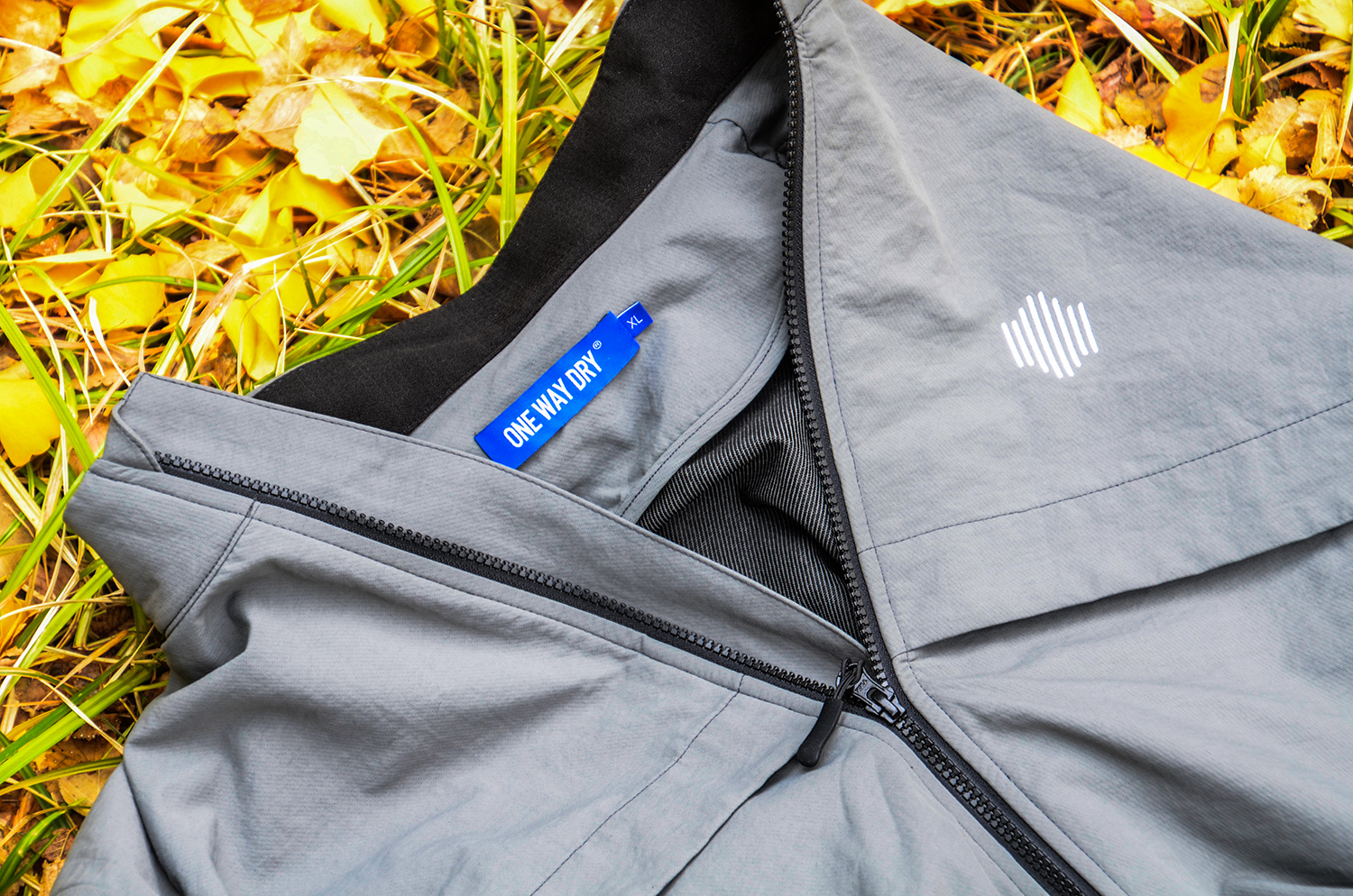 冷风、湿热、油污、真菌统统被吸走：单导黑洞夹克