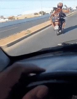 每天一笑忘记烦恼,每日一笑忘记烦恼的视频