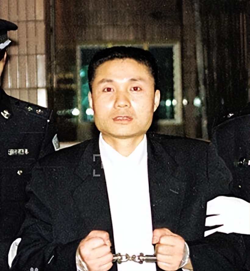 中国第一悍匪张君真实事迹,中国第一悍匪张君因为什么被捕