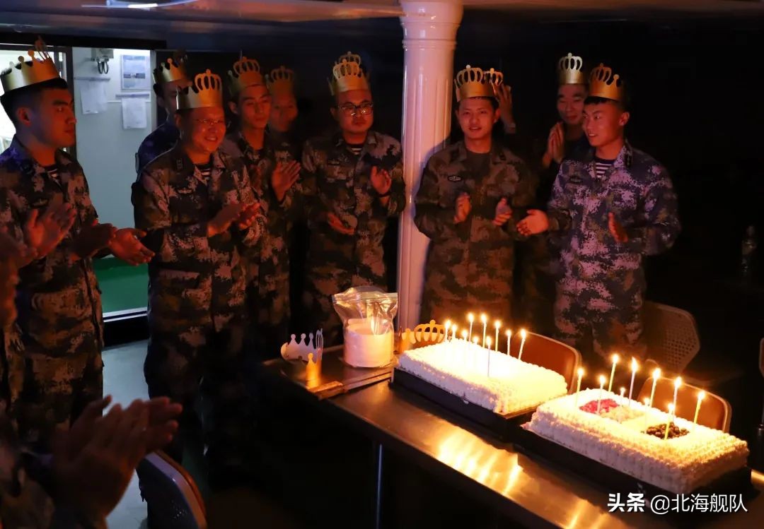 军舰用餐标准,军舰饭菜