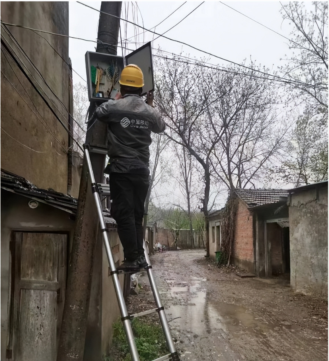深圳中国移动宽带装维工程师,移动宽带安装技术员