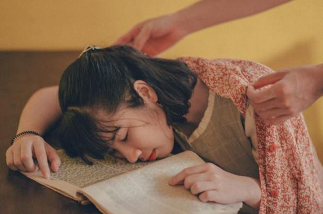 女生喜欢却装不喜欢的表现,男人爱你5大表现是装不出来的