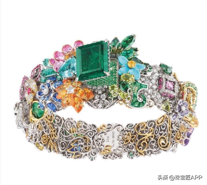 腕表里的珠宝刺客?30款脑洞大开的隐秘式腕表,看完我被种草了