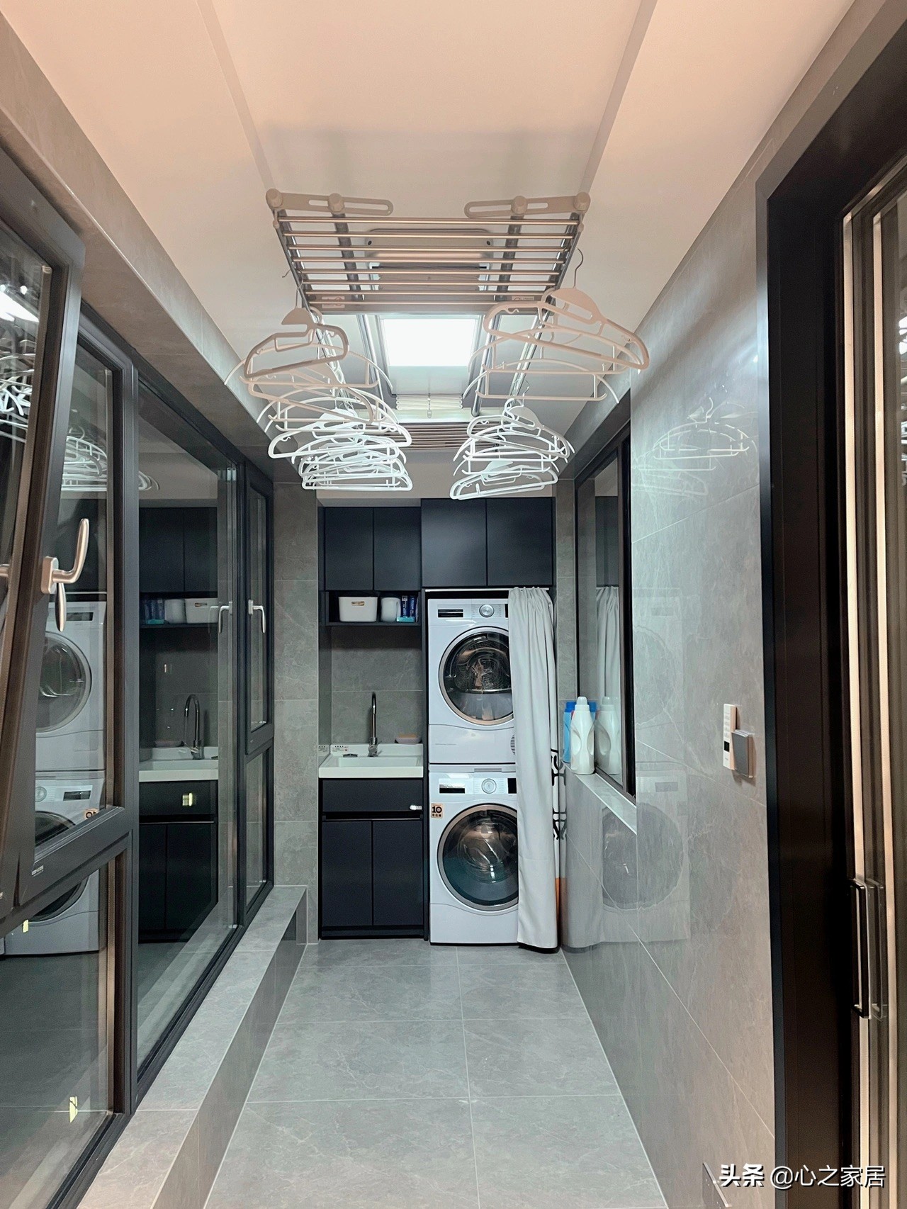 130平四室两厅二卫的客厅,130平米大四居