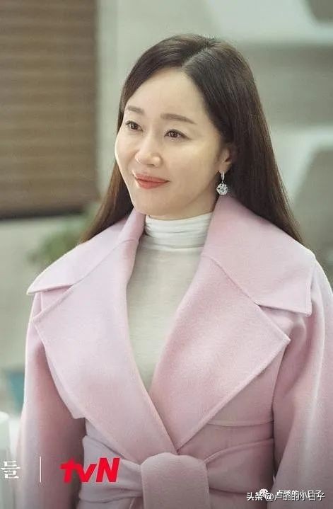 秋瓷炫和宋仲基演的韩国剧,宋仲基秋瓷炫