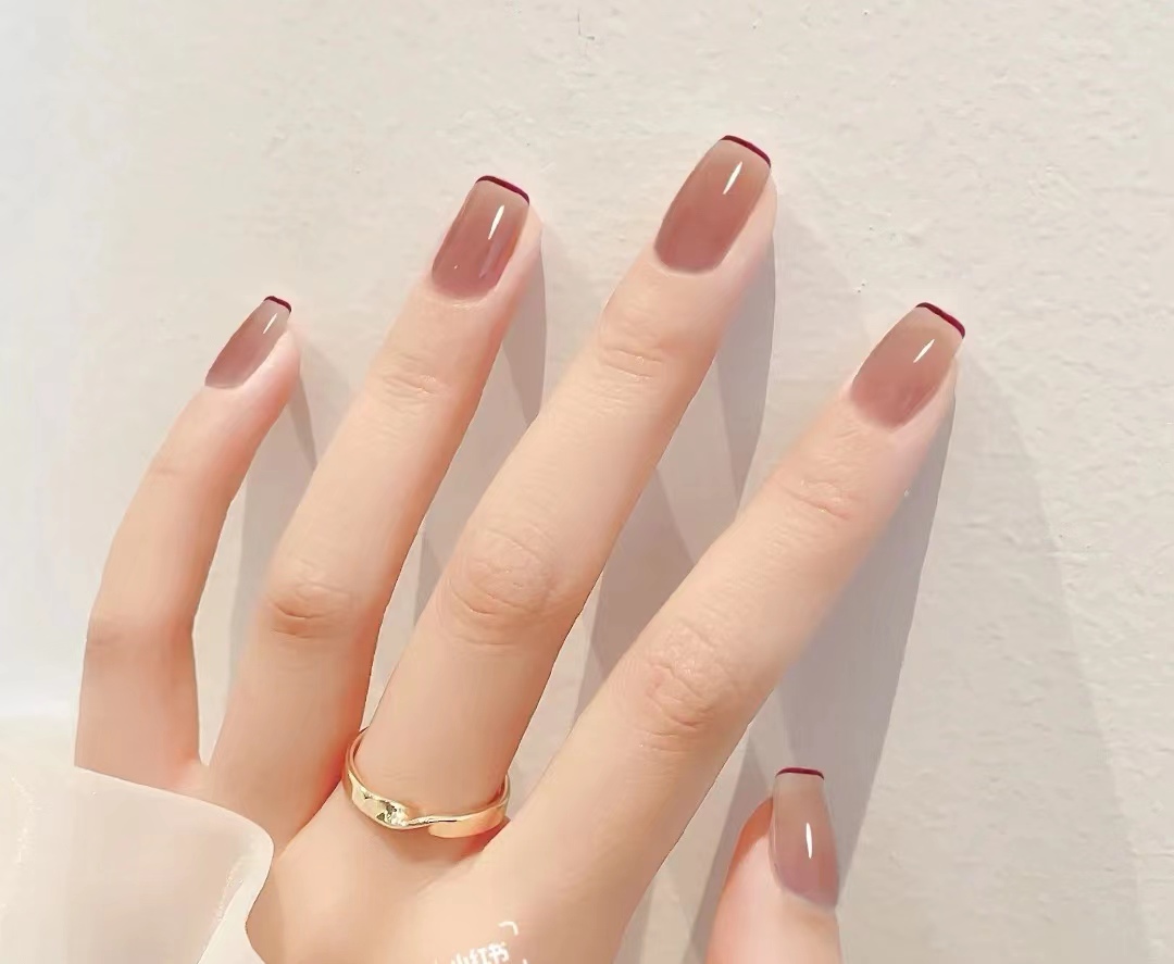 超级好看的三款美甲教程来啦,五彩美甲如何涂出高级感