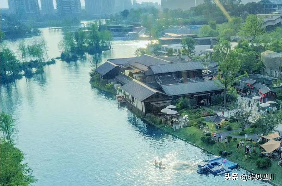 如何打造高端商业街,特色商业街2018