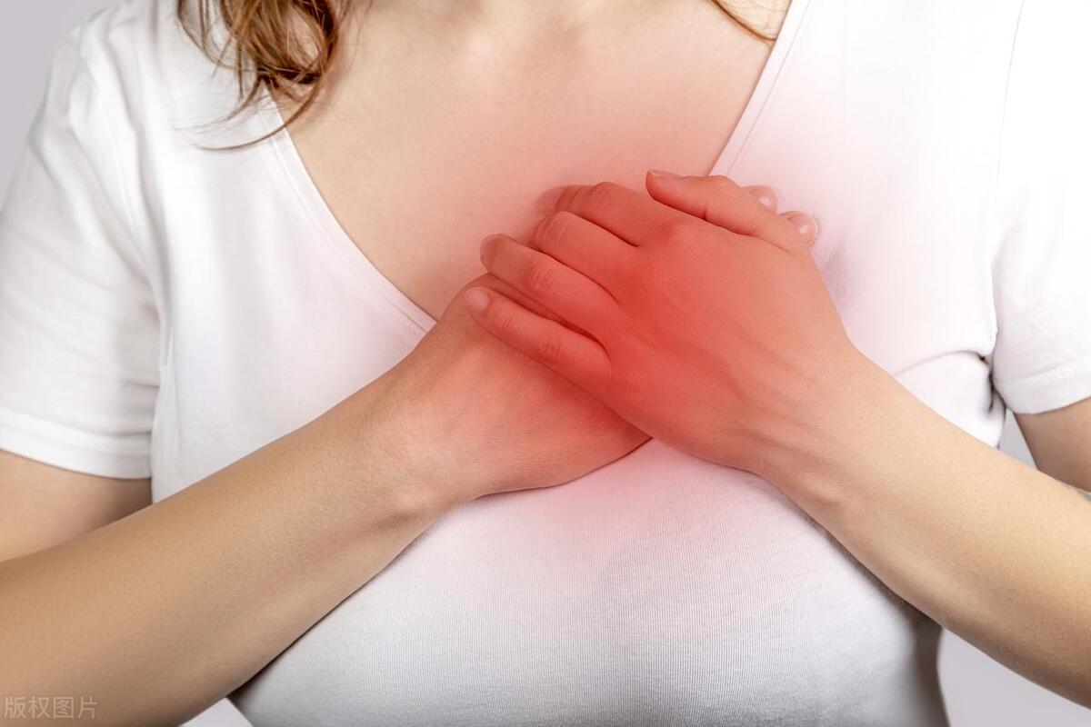 频繁洗澡后乳头破损结痂，老公轻轻摸一下都疼，这是什么病？