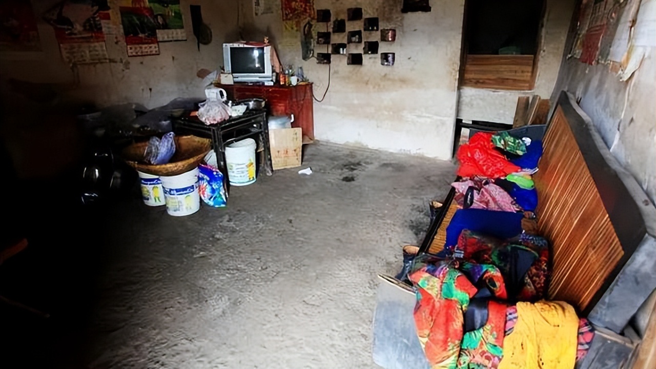 拼多多售卖的电视机怎么样,拼多多两百多元电视机买家秀