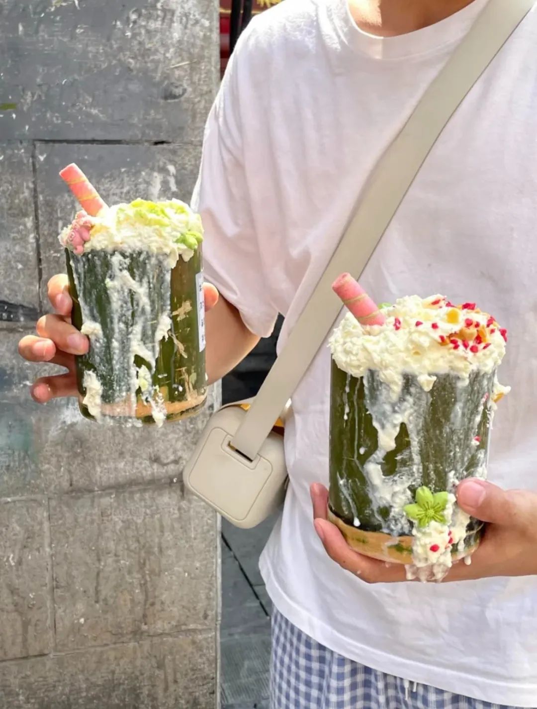 新晋网红竹筒奶茶为什么爆火,竹筒奶茶火了但没人想喝第二次