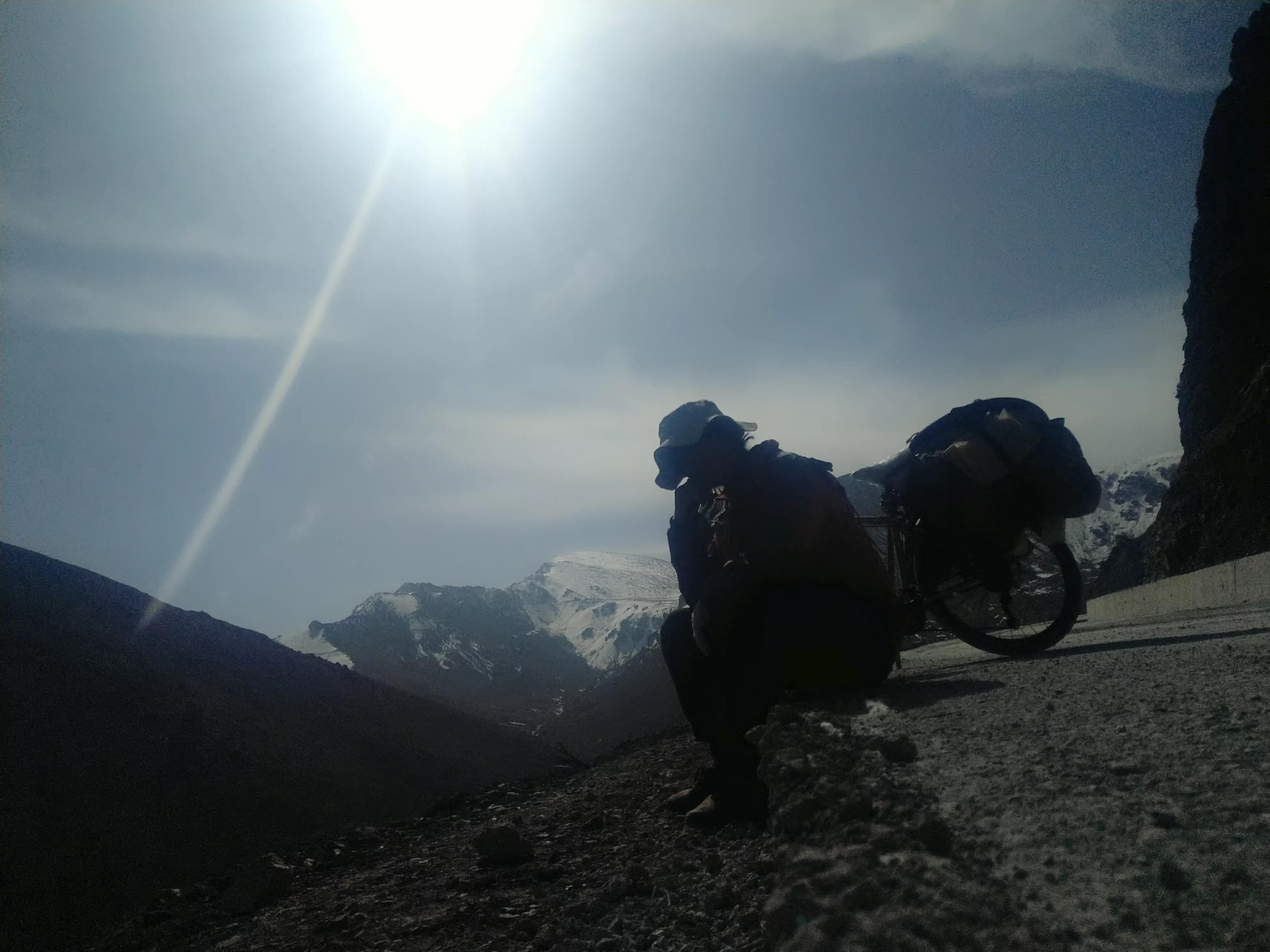 从甘肃翻越祁连山到青海,从肃北到青海沿途风景