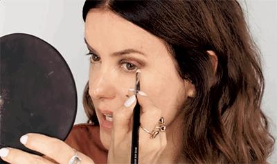 变色龙眼影大牌,银色变色龙眼影