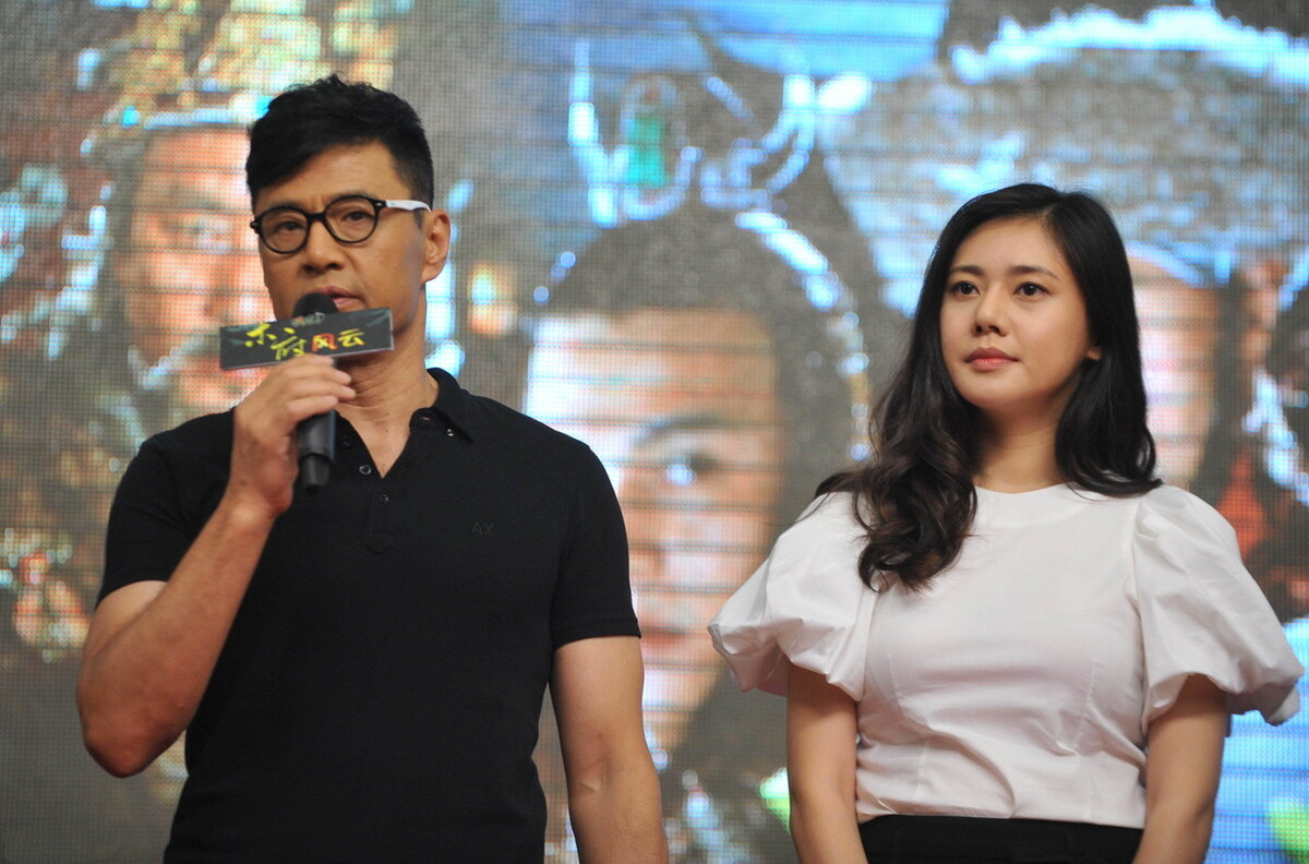 于晓光讲述秋瓷炫生子意外,秋瓷炫于晓光生子后采访