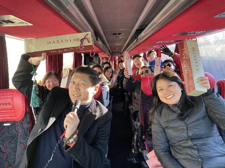 成人出国旅游简单交流英语自学,自学英语旅游