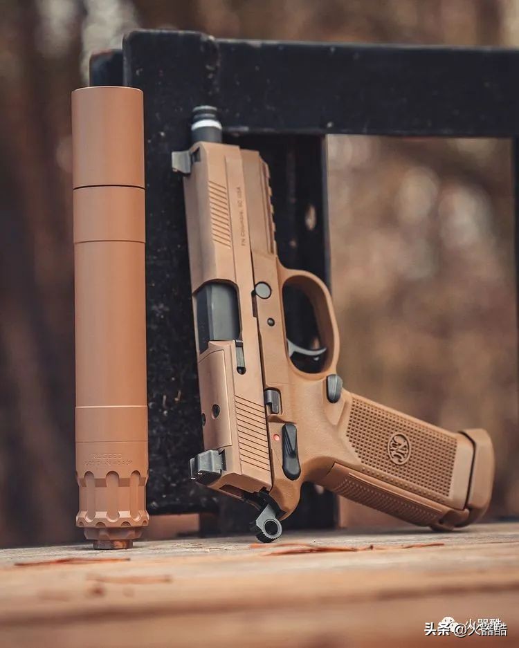 精美枪械美图,最美枪械图