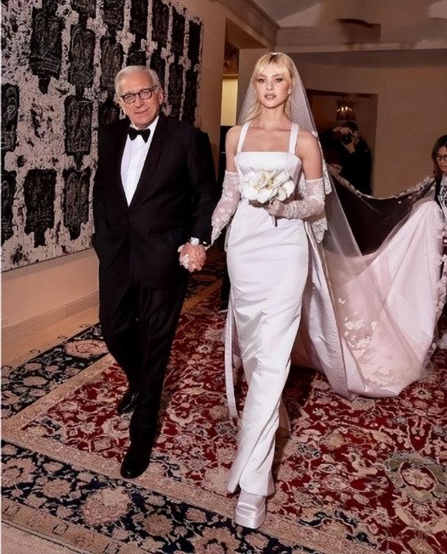 小贝大儿子布鲁克林新女友,布鲁克林和小贝的恋情