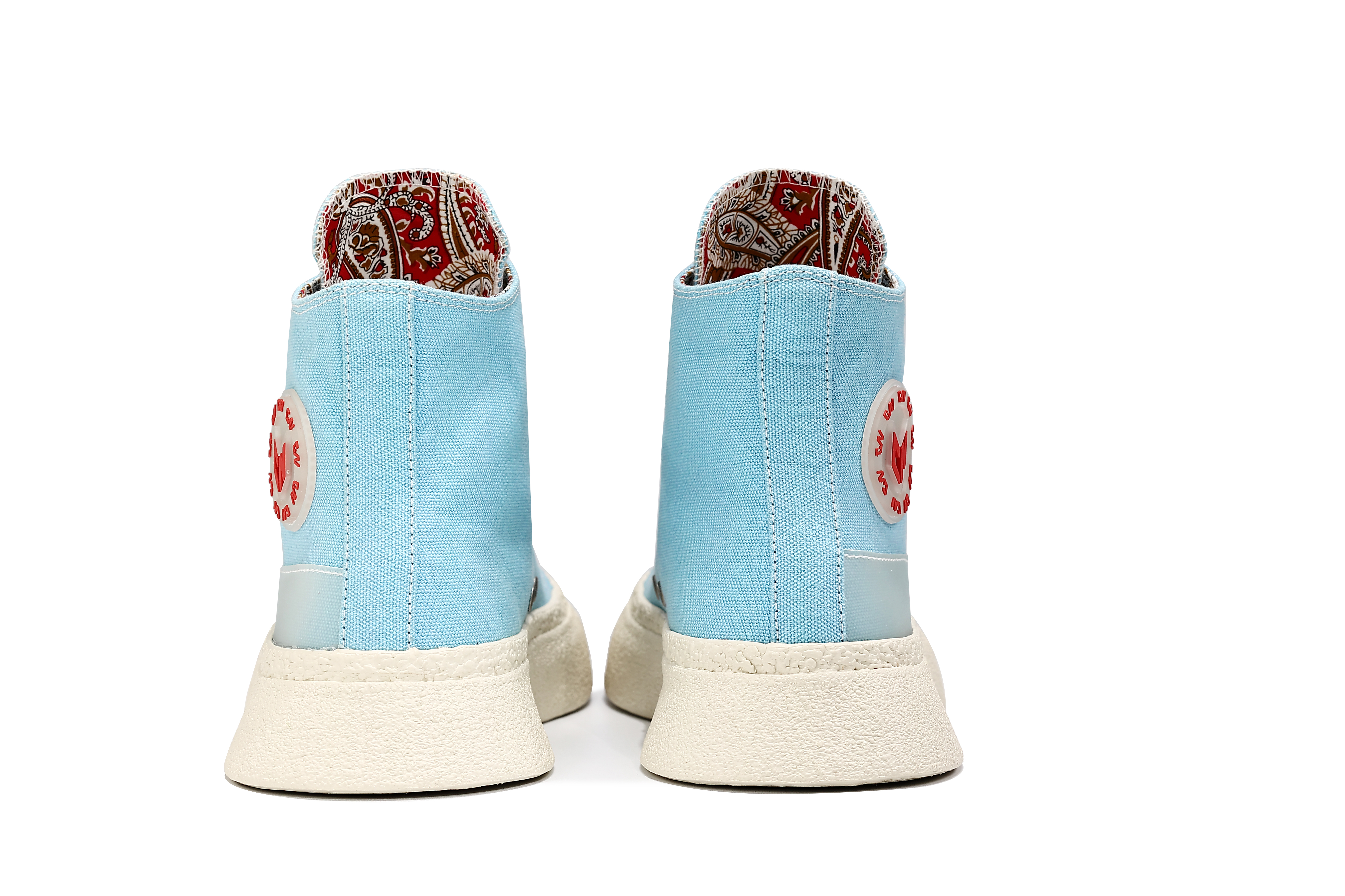 人本和回力高帮帆布鞋哪个好,人本回力环球帆布鞋哪个脚感好