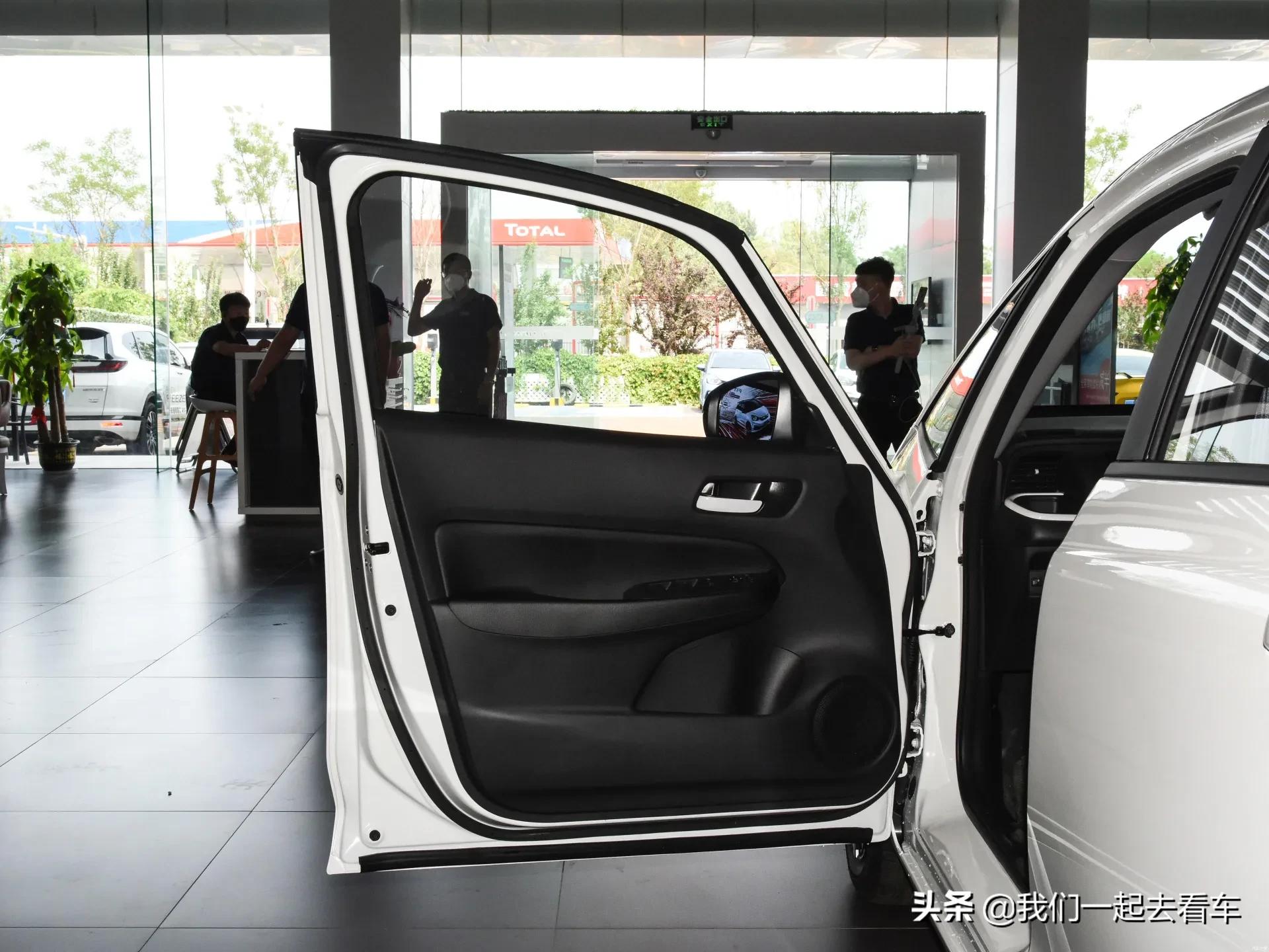 本田飞度的车口碑如何,本田飞度有哪些优缺点